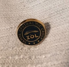 Vintage Lot Of Pins That Vary In Value & Collectibilty All In Good Condition.