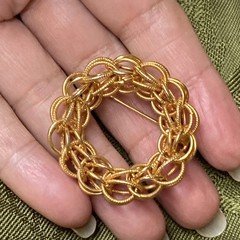 GOLD TONE ABSTRACT VINTAGE METAL BROOCH ROUND CIRCLE