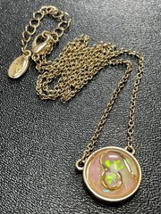Adult Jewels Signed 16-18” LEO Birth Sign Pink AB Resin Gold Tone Chain Necklace
