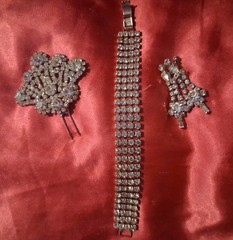 Vintage Estate Rhinestone Bracelet Earrings And Hair Pin Set