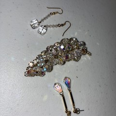 Vintage JULIANA D&E Clear AB Bead Gold Tone Cha Cha Leaf Pin Brooch + 2 Earrings