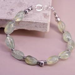 7.25″, vintage Sterling 925 silver handmade bracelet with oval prehnite nuggets