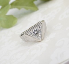Vintage Signet Ring 14K Diamond White Gold Geometric Triangle Size 8.5 RG4591
