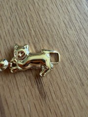 AVON Necklace Cat Kitten With Yarn Ball Link Necklace Shiny Retro Vintage 1980s