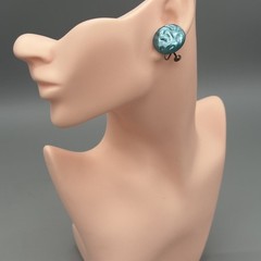 Vintage Button Style Screw Back Earrings Baby Blue Resin 1″
