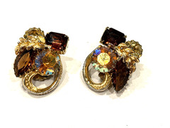 VINTAGE TOPAZ AMBER BROWN YELLOW NAVETTE AB RHINESTONE LEAF Clip On Earrings