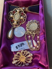 VTG 1928 Pin Lot *ALL FOR REPAIR* Missing Stones/pin-back Victorian Style Brooch