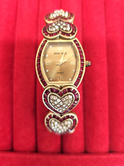Vintage Heidi Daus “Heartbreakers” Red Hearts Pave Crystal Bracelet Watch