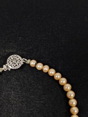 Vintage Ivory Color Glass Faux Pearl Graduated Bead Choker Necklace 15.5 inch