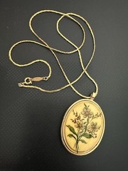 Vintage Napier Signed Triangle Cobra Link Chain Oval Floral Pendant 23″ Necklace
