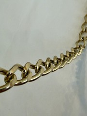 VINTAGE CHRISTIAN DIOR GOLD TONE BEAUTIFUL GOURMETTE STYLE CURB NECKLACE CHOKER
