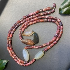Vintage Necklace Agate Estate Jewelry Pre-Owned Hippie Beaded Boho Red Brown