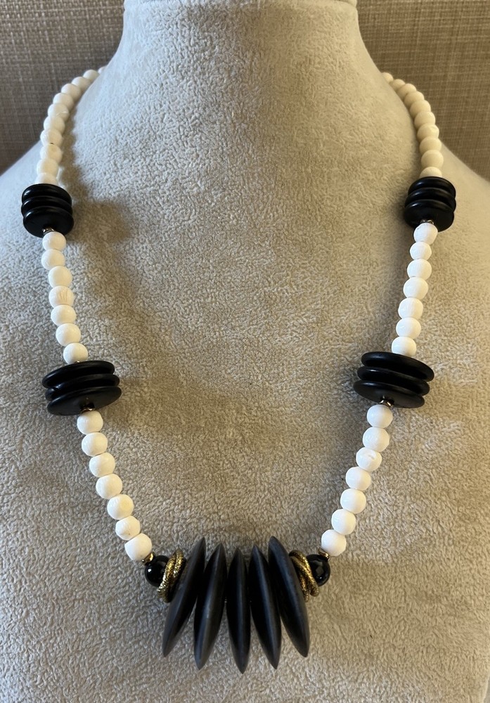 Vintage 18” Bone Wood Disc Horn Glass Beaded Artistic Necklace Cream Black