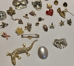3lb + Gold Tone Vintage Costume Jewelry Lot All Wearable 126 Pieces