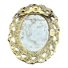 Mother of Pearl Inlay Floral Brooch Pin Brass Gold Tone Filigree Leaf Frame