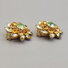 Vintage Judy Lee Rhinestone Earrings Orange Green Pinwheels 1.25″