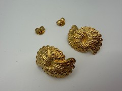 Vintage Avon 1987 FanFare Pierced Post Earrings Gold Tone Double Fan Design