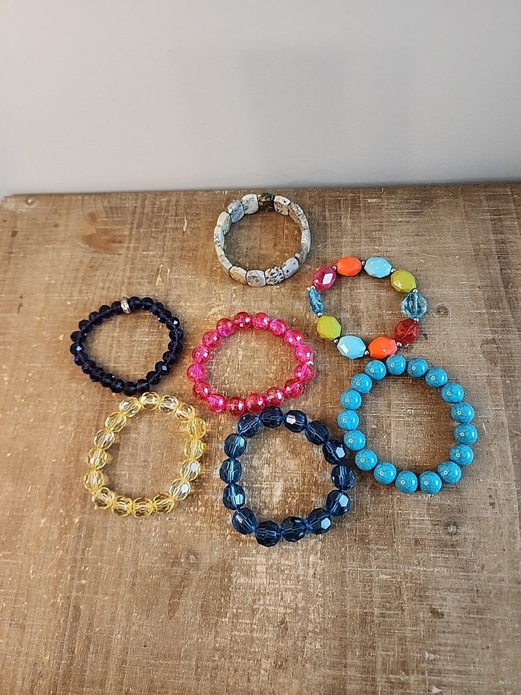 Assorted costume beaded bracelets lot of 7 stretchable jewelry fits most