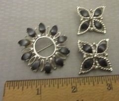 Vintage Gray Moonglow Thermoset Plastic Set Brooch Clip Earrings Rhodium Plated