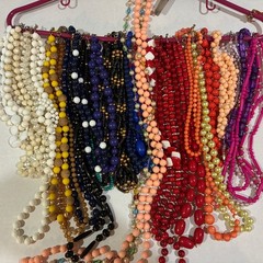 Lot Of 35 Vintage Beaded Necklaces Various Colors, Styles & Lengths
