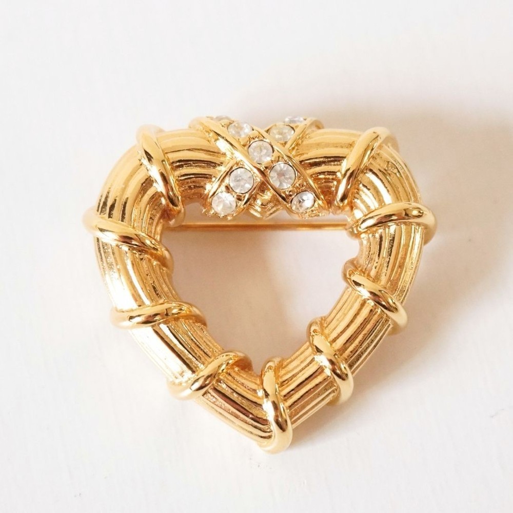 Vintage Monet Gold Tone Clear Rhinestone Open Heart Brooch Pin Signed