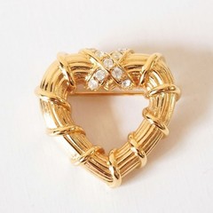 Vintage Monet Gold Tone Clear Rhinestone Open Heart Brooch Pin Signed