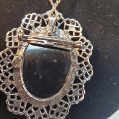 Vintage Silver Tone Black White Cameo Necklass Brooch 2 1/2″x 2″ large 23″ chain