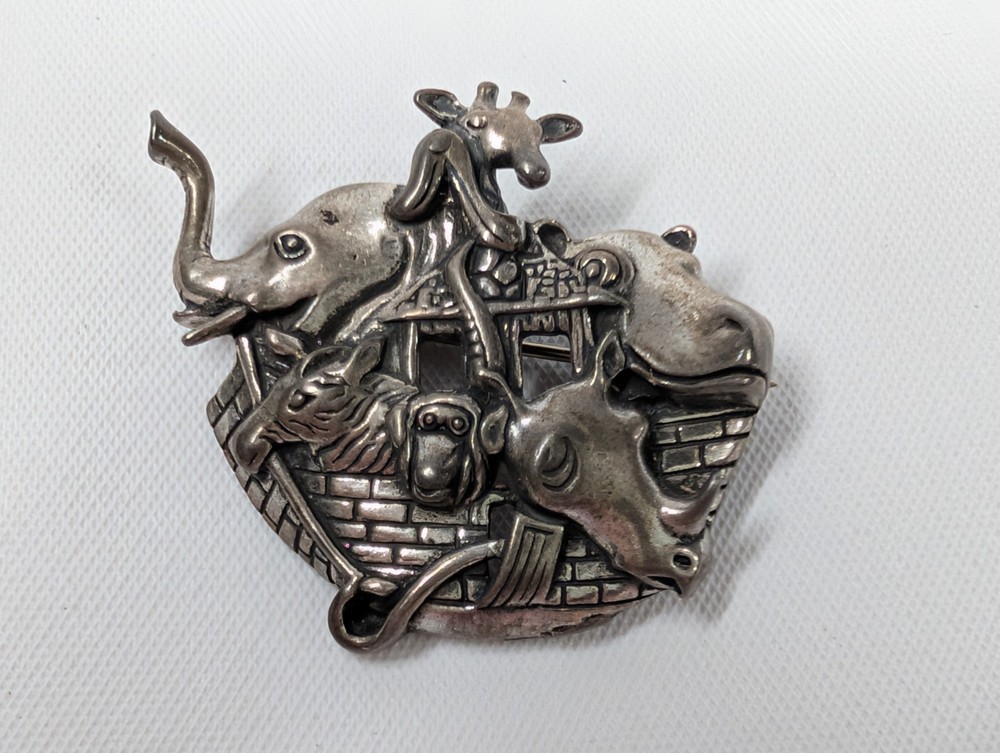 Jezlaine .925 Sterling Silver Noah’s Ark Figural Brooch Pin Elephant Giraffe…