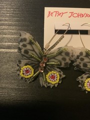 Betsey Johnson Butterfly Earrings Extremely Rare – DP1