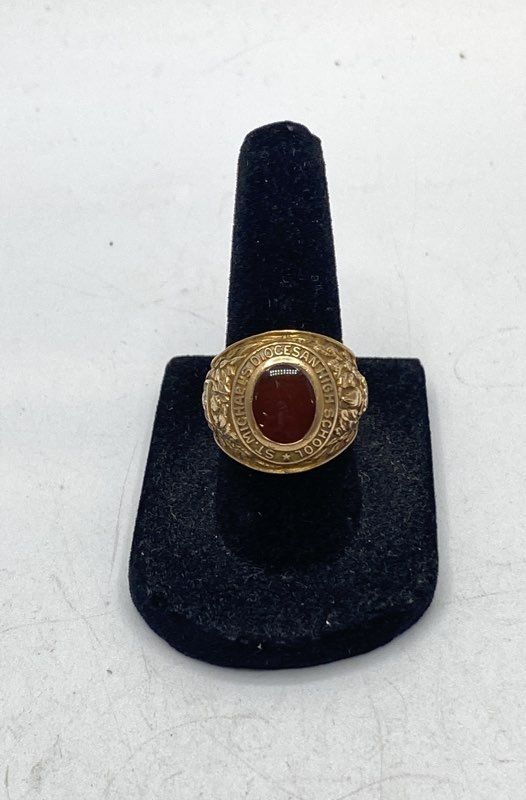 Vintage 1948 St. Michael’s Diocesan High School 10K Gold Carnelian Ring Sz 6.25