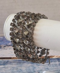 RETRO-VINTAGE FABULOUS 5-Row Rhinestone Open Work Design Cuff Bracelet 8 1/2 in