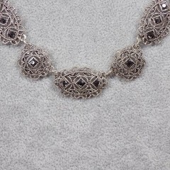 Vintage Crown Trifari Necklace Art Deco Style Textured Filigree Stones 15″ +2″