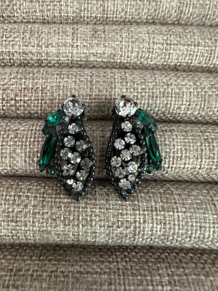 Vintage Weiss Earrings Clip On Rhinestone Green Clear Black Enamel Glamorous