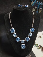 Vintage 2 Modern Costume Jewlery Lot Statement Necklaces Earrings Bracelets Pins