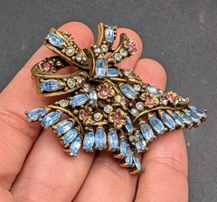 Vintage HOLLYCRAFT 1950 Signed Dated Pastel Rhinestone Brooch Clip Earrings Set