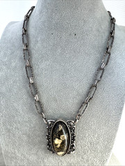 Brutalist Modernist Romantic goth 1960s glitter confetti lucite Necklace Jewelry