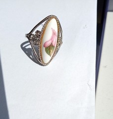 Vintage Beautiful Ring Ukraine Women’s Jewelry size 8.5
