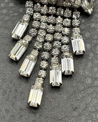 Vintage Juliana D&E Rhinestone Dangle Fringe Brooch Pin Pendant Silver Tone