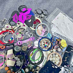 Vintage Jewelry Mixed Lot for Crafts Scrap Junk Wear Repair Repurpose 3.97 lbs.