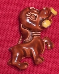 Set Of Vintage Enamel Happy Fetching Dog BROOCH PIN Cute Brown Yellow Bones