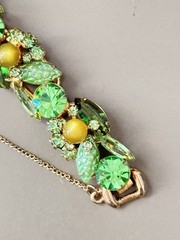 Vintage Verified JULIANA BOOK SET Green Art Glass Necklace Bracelet Brooch Ear