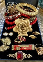 Vintage Estate Costume Jewelry Lot! AVON, GIOVANNI and more!