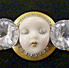 Wendy Gell Signed Face Brooch .75 in Rhinestones & Gold Medallions VTG