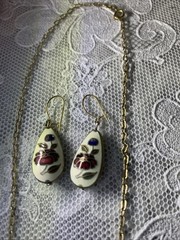 Vintage Gold Tone Cloisonné Floral Enamel Pendant Necklace And Matching Earrings