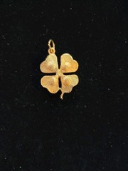 VINTAGE 4 LEAF RHINESTONE CLOVER CHARM PENDANT