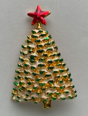 VINTAGE VERO CHRISTMAS TREE BROOCH PIN 3D PINE CONE ENAMEL GOLD RARE MCM HTF 33