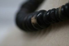 Vintage Natural Buffalo Horn Beaded Necklace 25-14mm 17.5″ L1