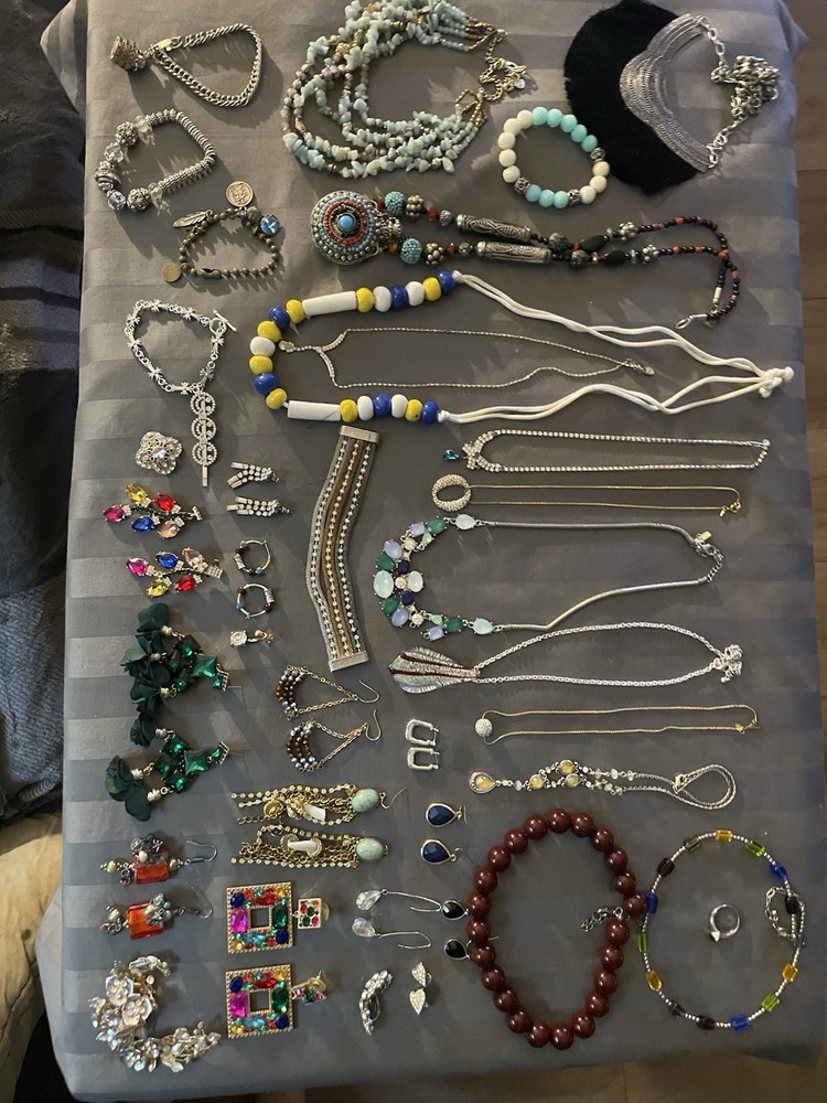 COSTUME JEWELRY LOT #2