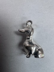 Vintage SIL Silver Dachshund Dog Charm Pendant 3.1g Wiener Puppy Bracelet Charm