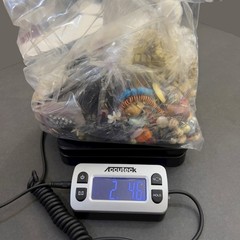 2.46lb Mixed Estate Junk Jewelry Lot – Single Earrings, Beads, Broken Unresearch